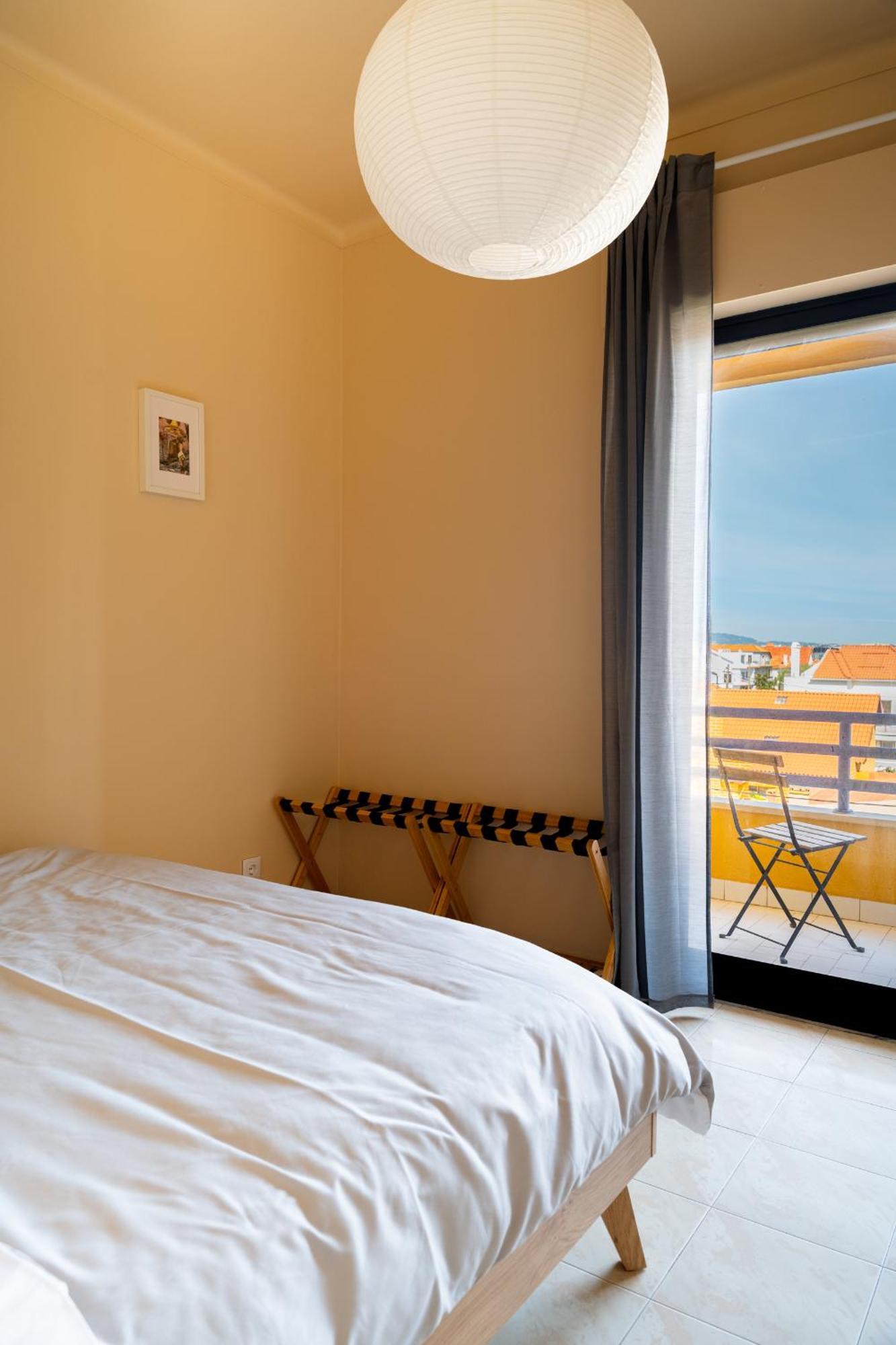 Sea View & Sundown, 150M From The Beach And Surf Spots Costa de Caparica Zewnętrze zdjęcie