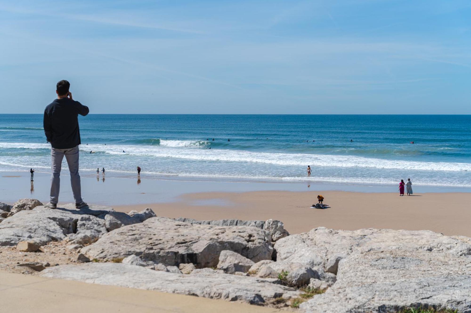 Sea View & Sundown, 150M From The Beach And Surf Spots Costa de Caparica Zewnętrze zdjęcie